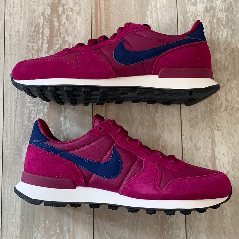 NWT Nike internationalist - Picture 6 of 10